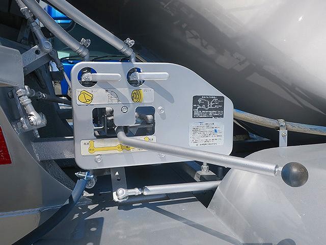 中古トラック いすゞコンクリートミキサー車 #7