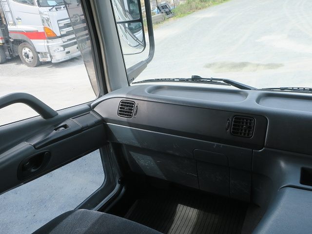 中古トラック 三菱ふそう平ボディアルミブロック ＃13