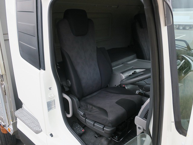 中古トラック UDトラックスアルミウィング ＃13