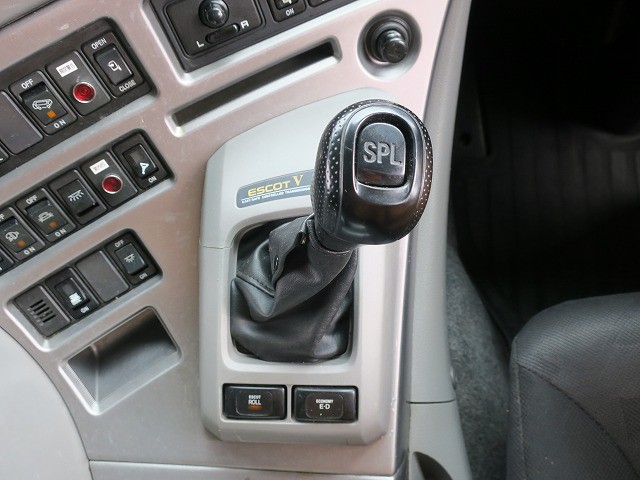 中古トラック UDトラックスアルミウィング ＃18