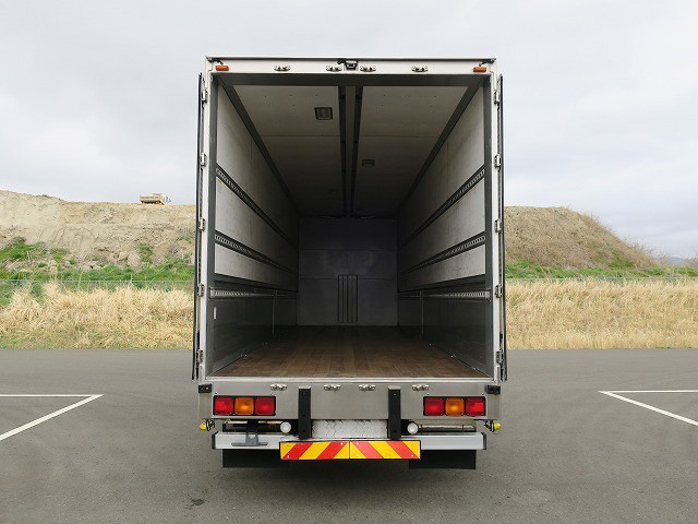 中古トラック UDトラックスアルミウィング ＃5