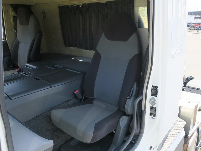 中古トラック 三菱ふそうトラクタヘッド ＃22