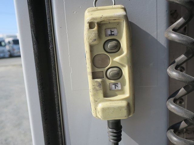 中古トラック いすゞアルミウィング ＃11