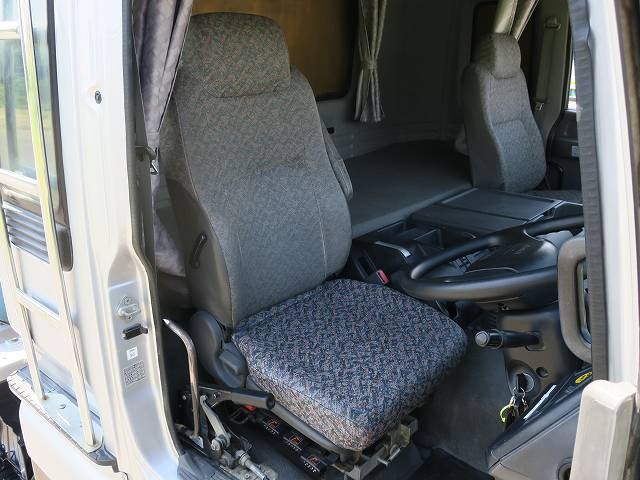 中古トラック いすゞコンクリートミキサー車 ＃16