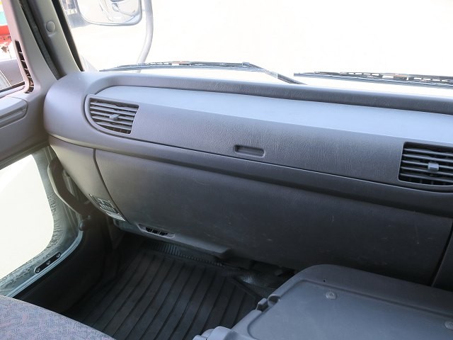 中古トラック いすゞコンクリートミキサー車 #17