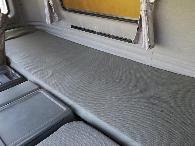 中古トラック いすゞコンクリートミキサー車 #23