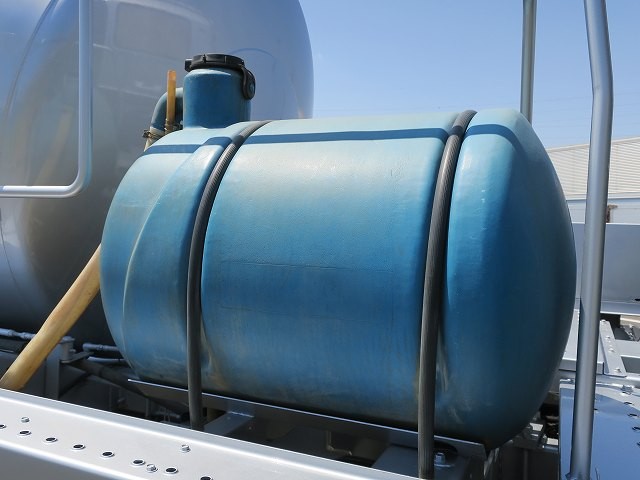 中古トラック いすゞコンクリートミキサー車 ＃7