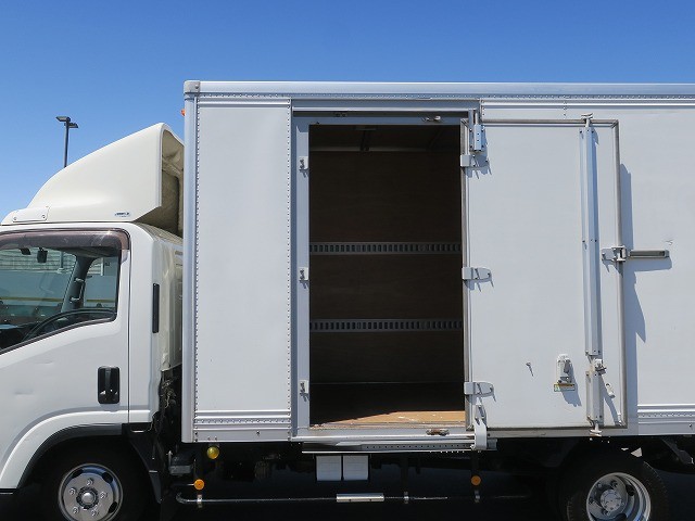 中古トラック いすゞアルミバン ＃7