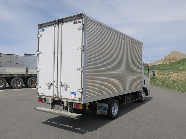 中古トラック いすゞアルミバン ＃3