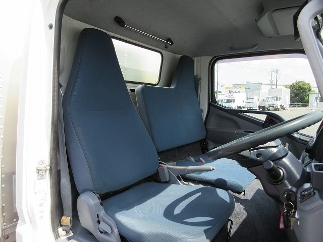 中古トラック 三菱ふそうアルミバン #11