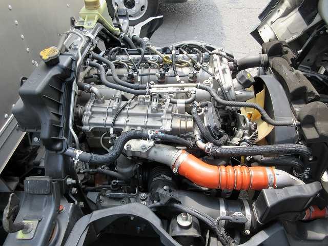 中古トラック 三菱ふそうアルミバン ＃9