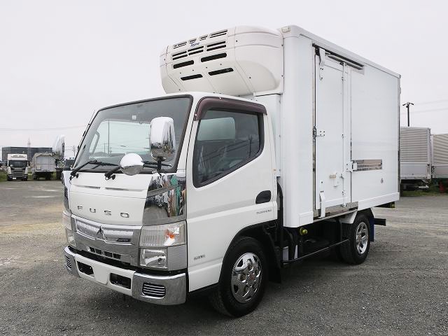中古トラック 三菱ふそう キャンター 2t冷凍バン