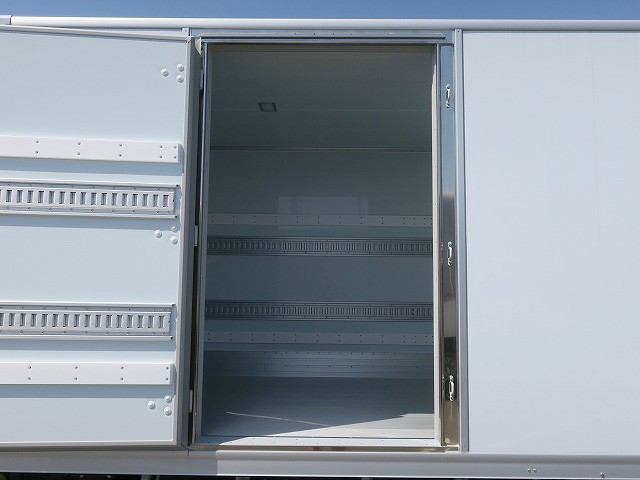 中古トラック 日野冷凍バン ＃10