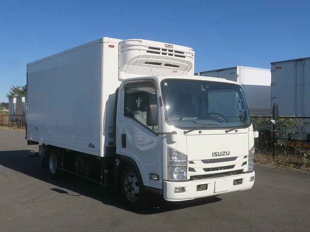 中古トラック いすゞ冷凍バン ＃2