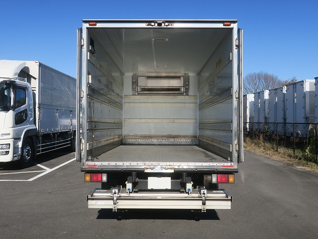 中古トラック いすゞ冷凍バン ＃5