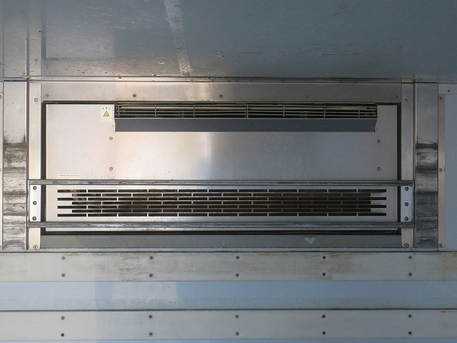 中古トラック いすゞ冷凍バン ＃6