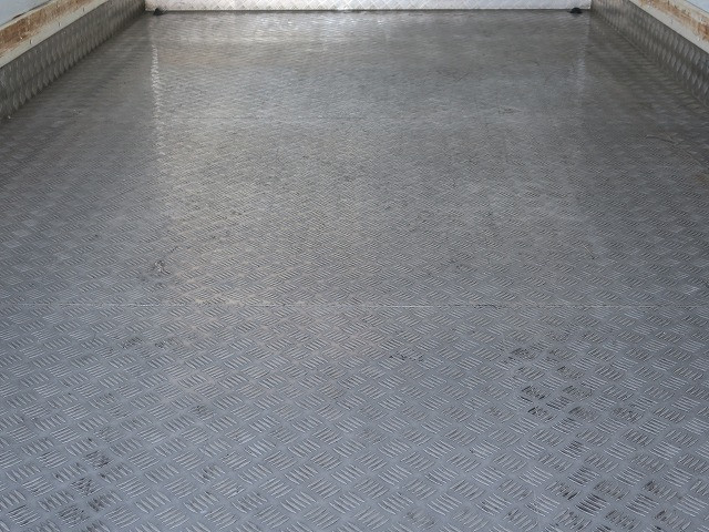 中古トラック いすゞ冷凍バン ＃7