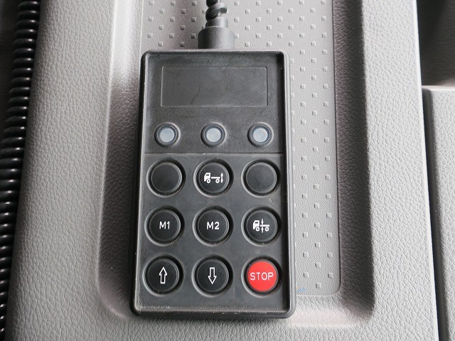 中古トラック UDトラックストラクタヘッド ＃20