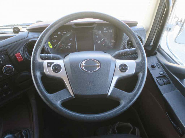 中古トラック 日野 プロフィア 大型アルミウィング