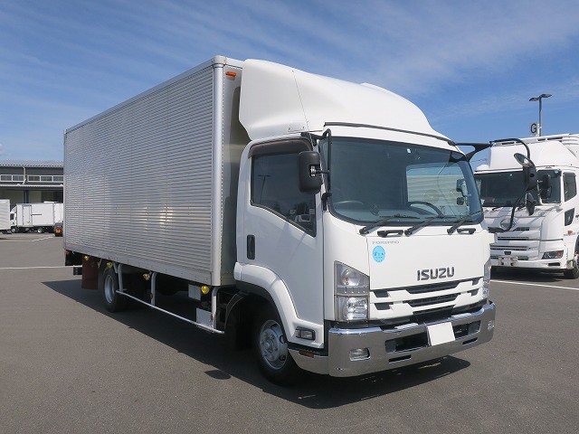 中古トラック いすゞアルミバン ＃2