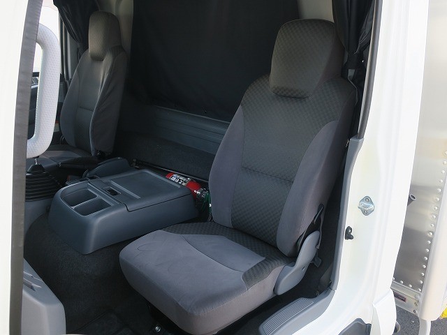 中古トラック いすゞアルミバン ＃23