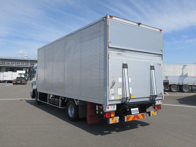 中古トラック いすゞアルミバン ＃4