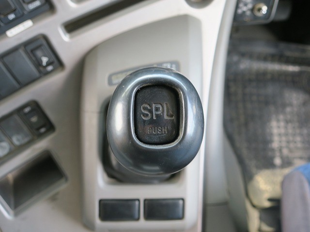 中古トラック UDトラックスダンプ ＃17