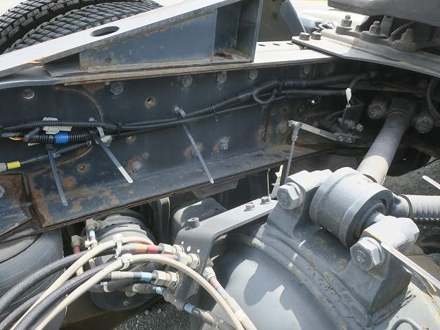 中古トラック UDトラックストラクタヘッド #13