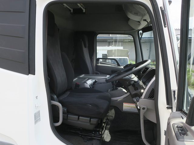 中古トラック UDトラックストラクタヘッド #15