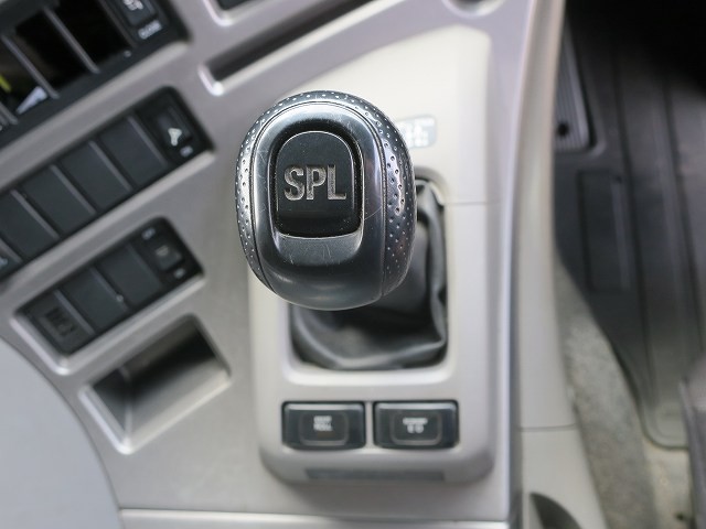 中古トラック UDトラックストラクタヘッド #19