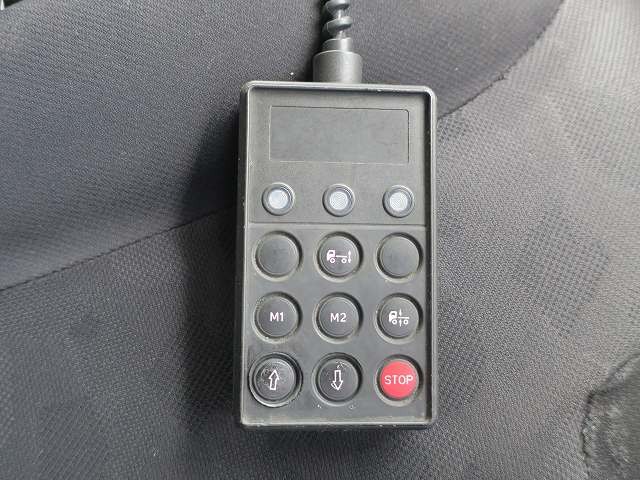 中古トラック UDトラックストラクタヘッド #20