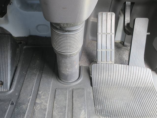 中古トラック UDトラックストラクタヘッド #21