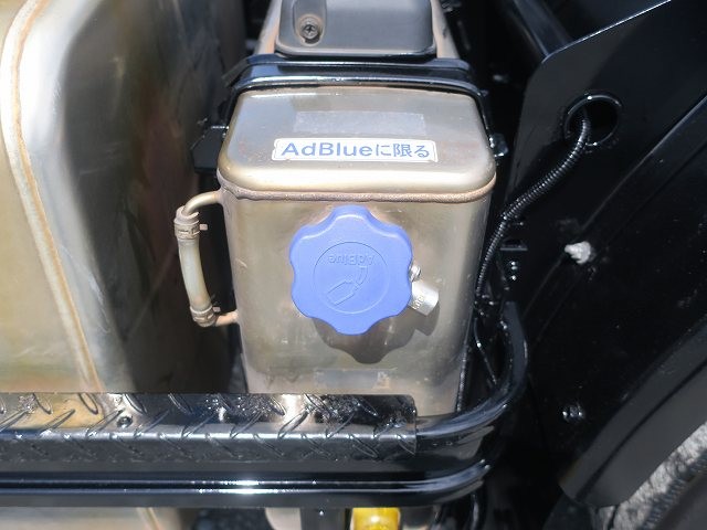 中古トラック UDトラックストラクタヘッド ＃11