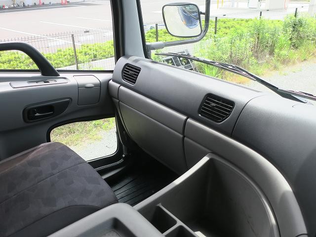 中古トラック UDトラックストラクタヘッド ＃15