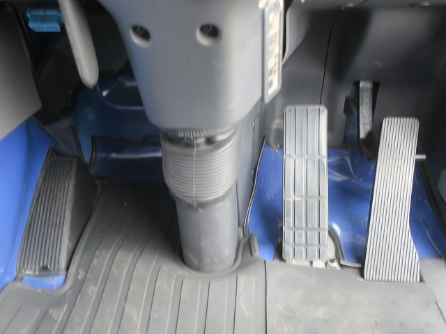 中古トラック UDトラックストラクタヘッド ＃22