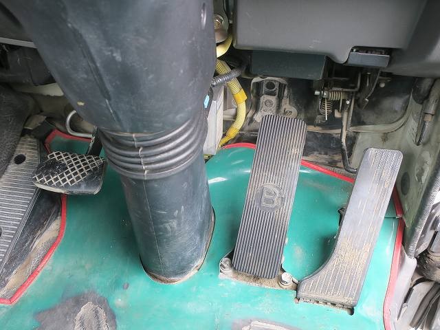 中古トラック いすゞコンクリートミキサー車 ＃22