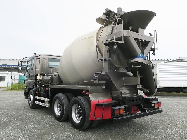 中古トラック いすゞコンクリートミキサー車 #4