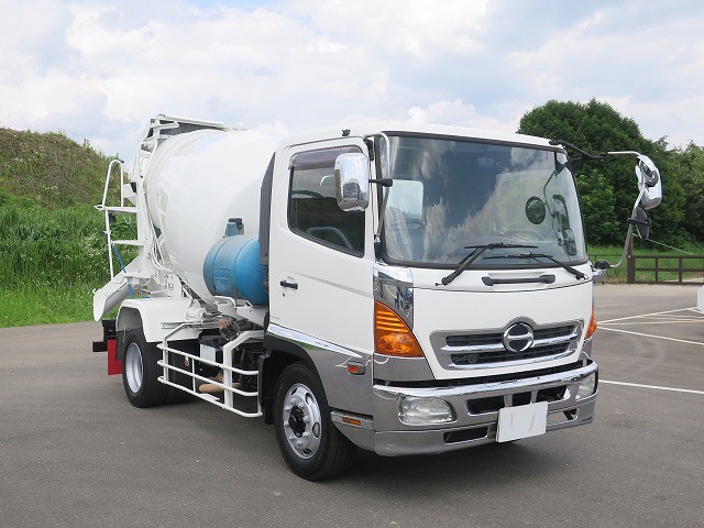 中古トラック 日野コンクリートミキサー車 ＃2