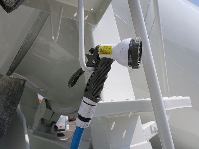 中古トラック 日野コンクリートミキサー車 ＃8