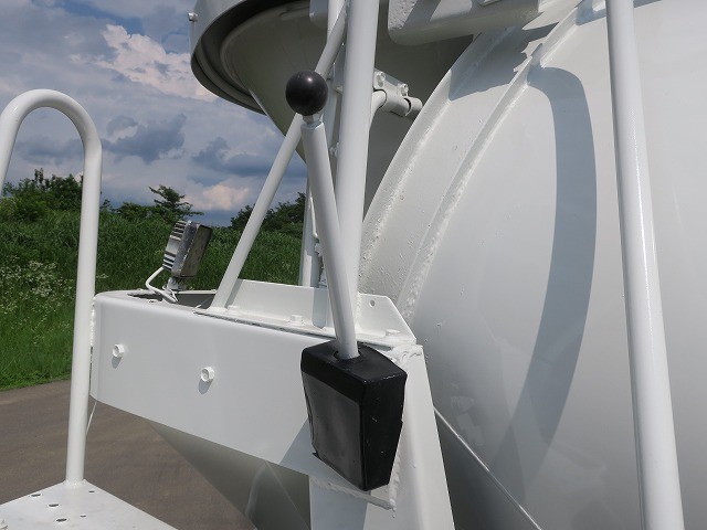 中古トラック 日野コンクリートミキサー車 ＃10