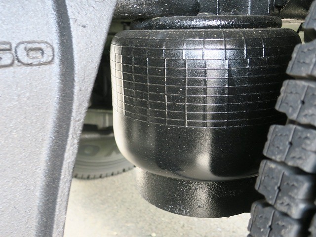 中古トラック 三菱ふそう冷凍バン ＃11