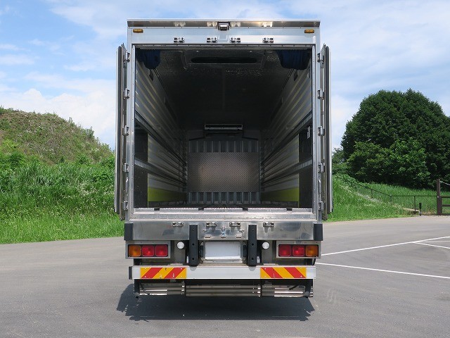 中古トラック 三菱ふそう冷凍バン ＃5