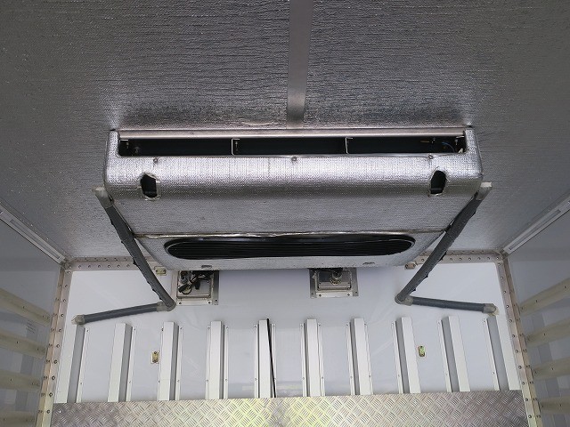 中古トラック 三菱ふそう冷凍バン ＃7