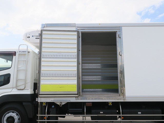 中古トラック 三菱ふそう冷凍バン ＃10