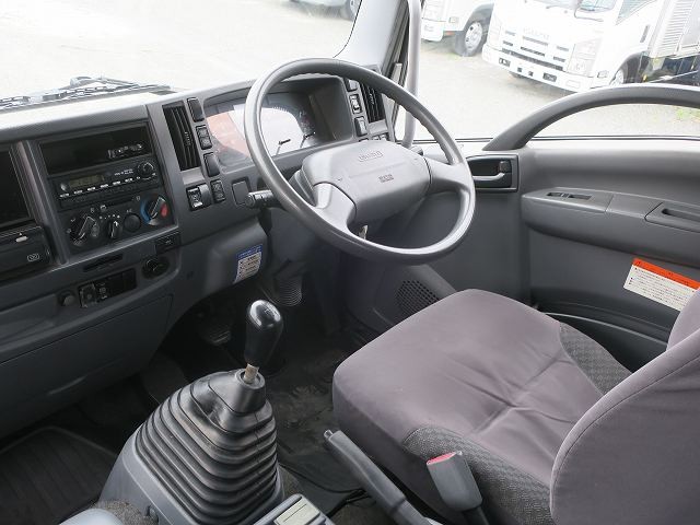 中古トラック いすゞアルミバン ＃15