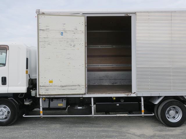 中古トラック いすゞアルミバン ＃9