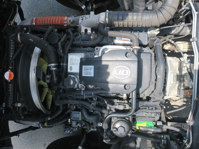 中古トラック UDトラックスアルミウィング ＃11