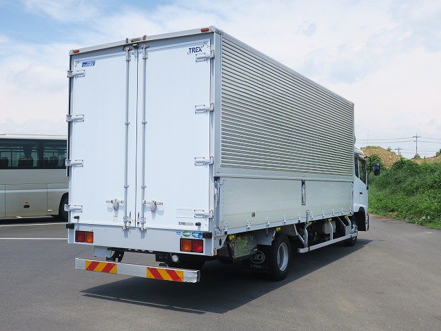 中古トラック UDトラックスアルミウィング ＃3