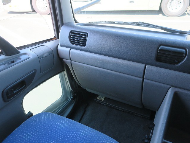 中古トラック UDトラックス粉粒体運搬車 #14