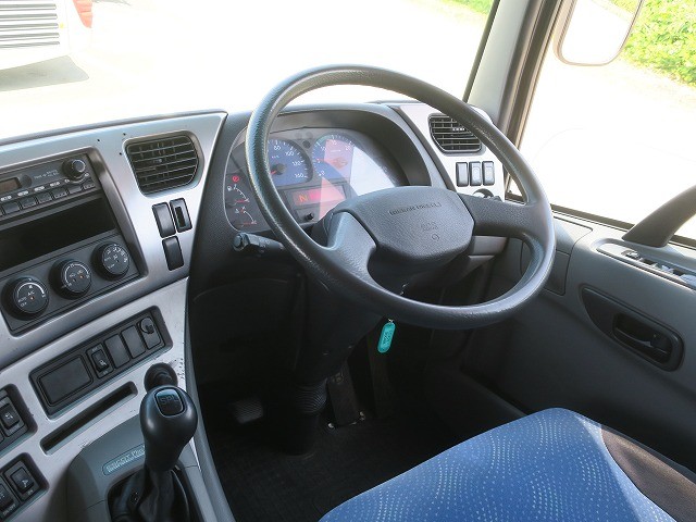 中古トラック UDトラックス粉粒体運搬車 #16